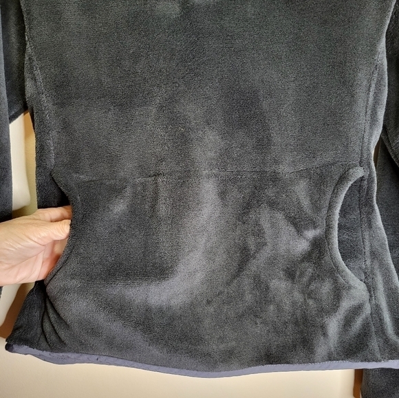 NHL Blackhawks Med fleece 1/4 zip pullover black Hockey - Picture 12 of 16